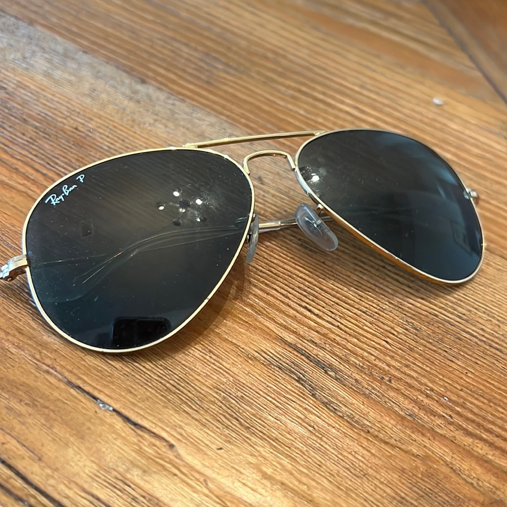 Aviator sunglasses, polarized